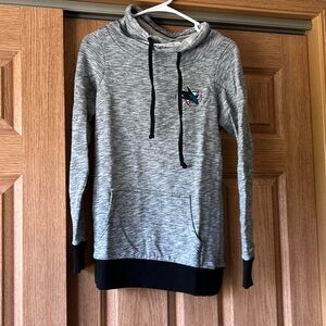 Women’s Antigua San Jose Sharks Funnel Neck top EUC Size Medium